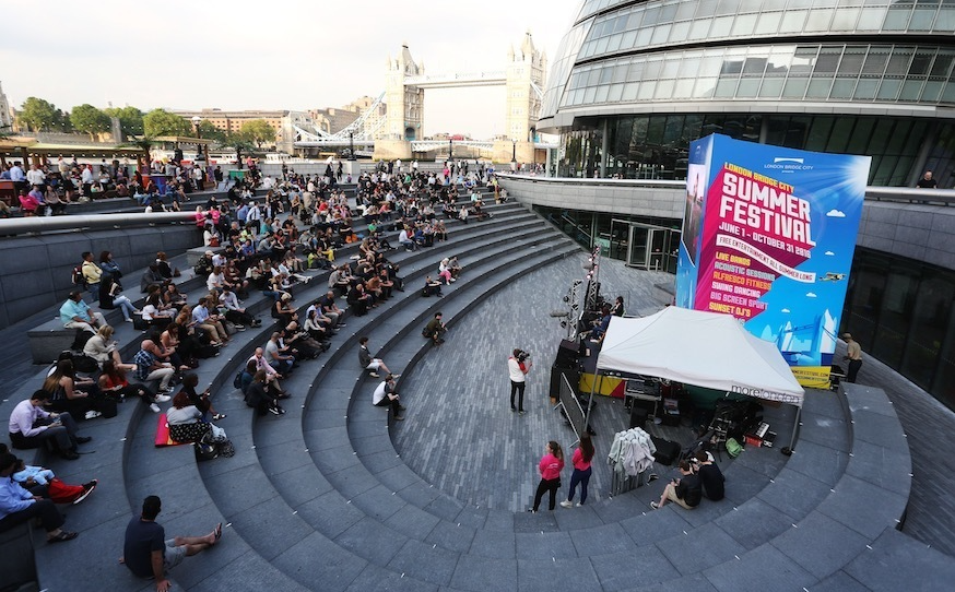 London Bridge City Festival with Beautiful Escorts